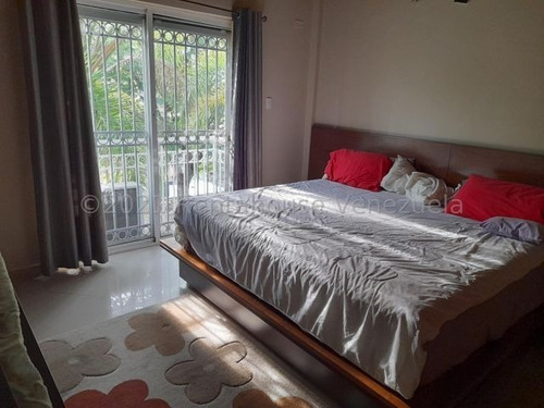 Imagen 13 de 17 de Leida Falcon Rentahouse Vende Townhouse En El Rincon Naguanagua 22-6841 Lf