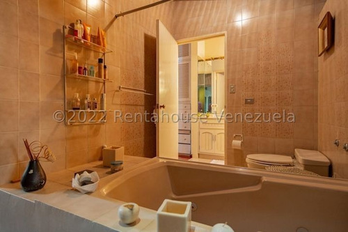 Imagen 24 de 30 de Casa Duplex Venta Alto Hatillo 21-6717 Eva Castillo 0414.306.72.20