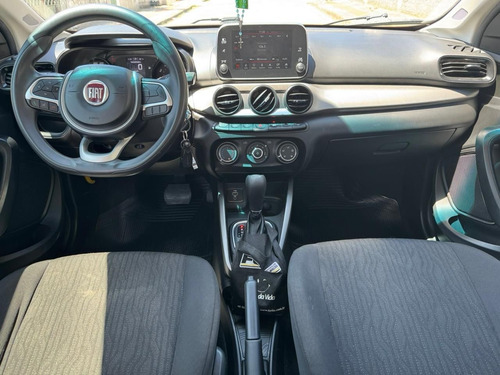 Fiat Cronos 1.3 Drive Gsr Flex 4p