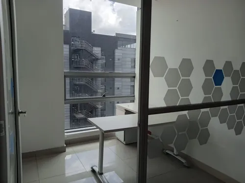 Oficina En Arriendo/venta En Chico Norte Iii. Cod A1105010
