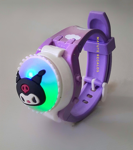 Reloj Juguete Kuromi C/ Tapa Giratoria Y Luces Multicolores Kuromi