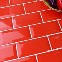 Comprar Revestimiento Azulejo Subway Maja Bisel Rojo Brillante 10x20