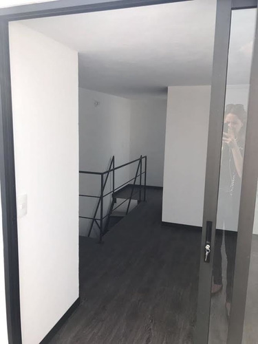 Imagen 5 de 9 de Loft De Dos Niveles A 5 Minutos Santa Fe En Renta