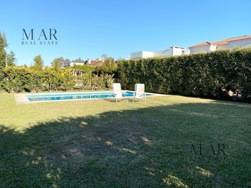 Imagen 6 de 30 de Casa A La Venta . 4 Dormitorios Mas Dep. Barrio Los Sauces