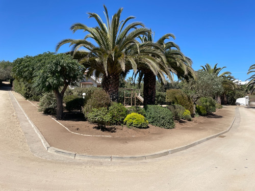 Imagen 4 de 17 de Venta De Terreno En Excelente Condominio.