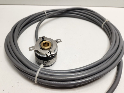 New Old Stock Accucoder 5/28v Encoder 3/4 Shaft 755a-02 Ccm