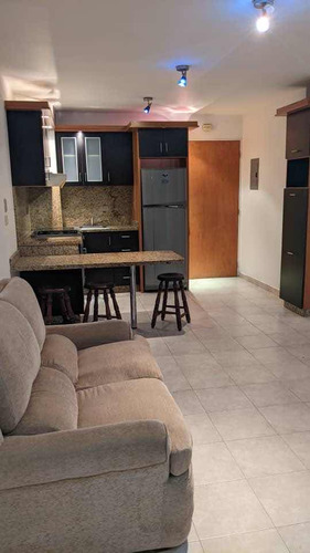 Apartamento Amoblado En Alquiler En Av Cuatricentenaria - At