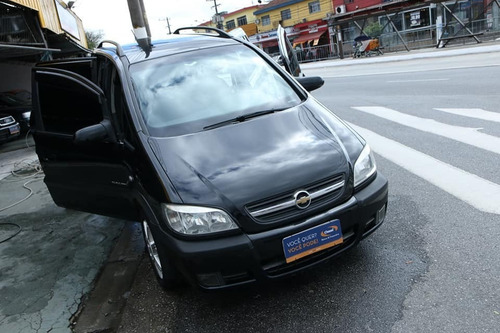 Imagem 2 de 9 de Zafira 7 Lugares
