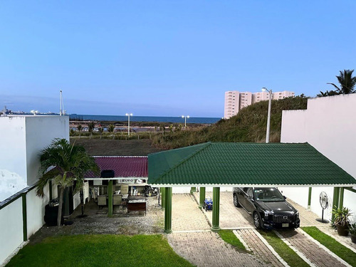 Casa En Venta En Veracruz Con Vista Al Mar Fracc. Playas Del Conchal