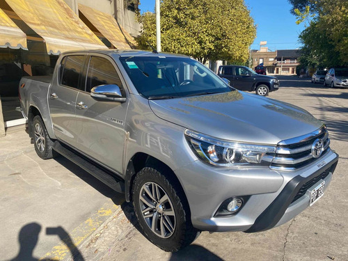 Toyota Hilux 2.8 Cd Srx 177cv 4x4 At 2016 2234003316