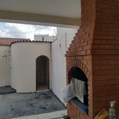 Imagem 25 de 27 de Sobrado Em Ótimo Bairro, Proximo Ao Centro De Caçapva - So0122