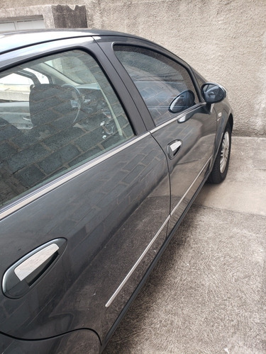 Fiat Linea 2014 1.8 16v Essence Flex Dualogic 4p
