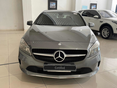 Imagen 5 de 11 de Mercedes-benz Clase A 2016 1.6 A200 Urban 156cv