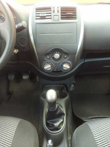 Imagem 7 de 15 de Nissan March S 1.0 16v Flex Mec