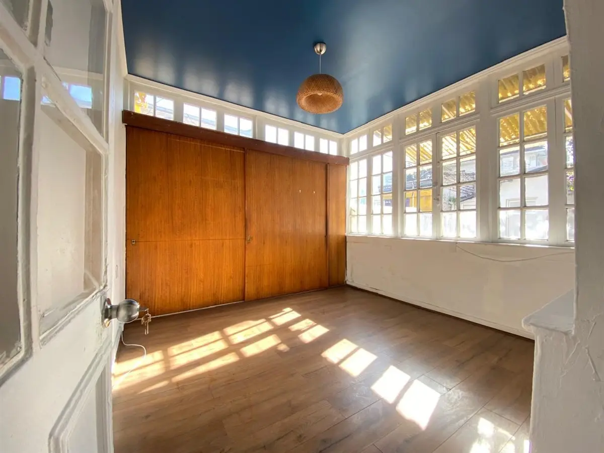 Imagen 5 de 12 de Casa. Venta De 5 Dormitorios. Providencia, Barrio Italia.