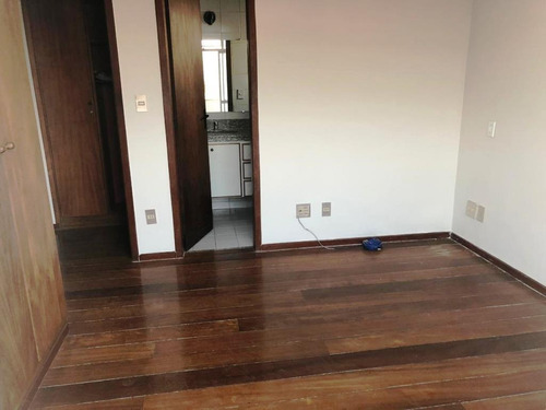 Cobertura No Centro De Viçosa, Com 3 Dormitórios, 2 Suítes Com Vista Privilegiada! - 5982
