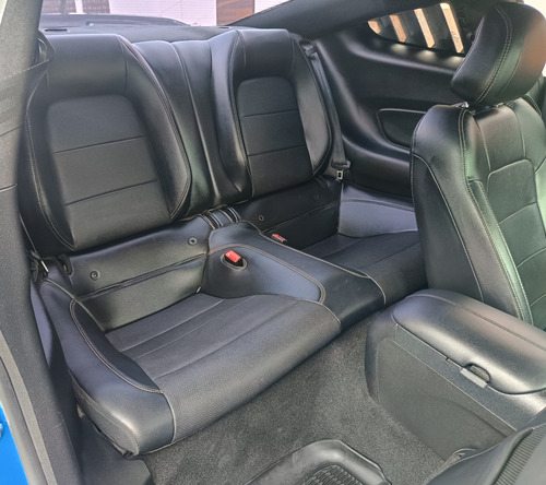 Ford Mustang 3.8 Coupe 3.7 V6 At