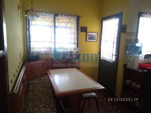 Imagen 5 de 9 de Florida Este - Duplex Venta Usd 268.000