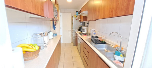 Departamento En Venta De 2 Dorm. En Las Condes