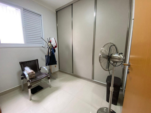 Imagem 12 de 15 de Apartamento - Padrão, Para Venda Em Uberlândia/mg - 1001765