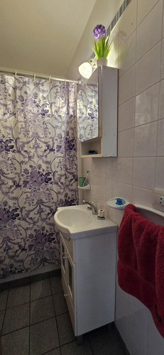 Excelente Departamento 3 Ambientes Con Balcón Y Cochera En Castelli Al 6400, Carapachay