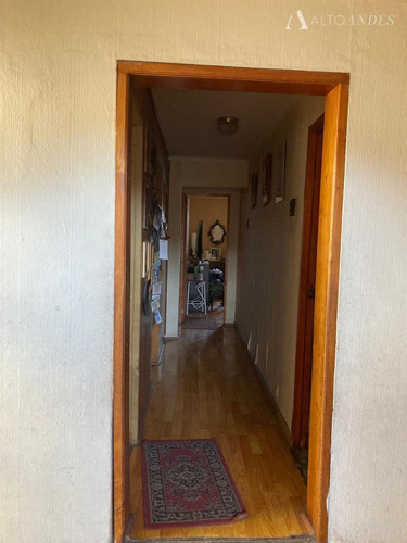 Casa En Venta De 4 Dorm. En Arica