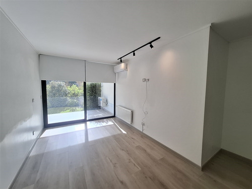 Departamento En Arriendo De 2 Dorm. Portal La D Lo Barnechea
