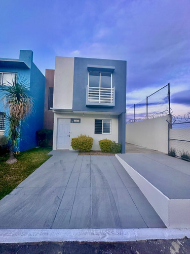 Casa En Venta En Campo Real Zapopan