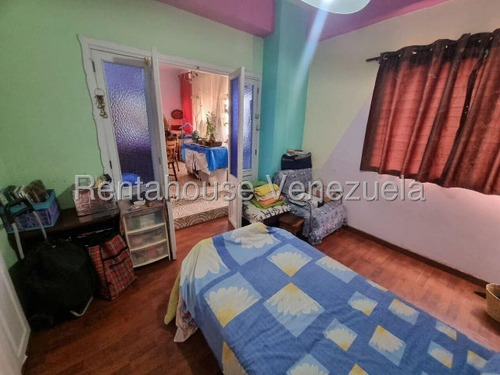 Ana Karina Molleja Vende Amplio Apartamento Zona Este Barquisimeto, Lara/ Akm