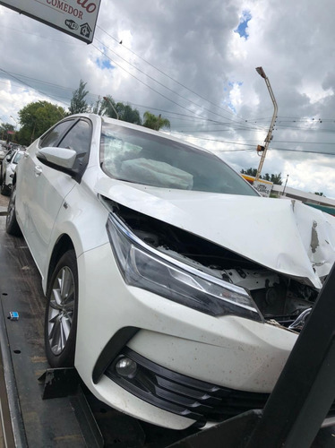 Toyota Corolla Xei Pack 2017 Chocado Poco