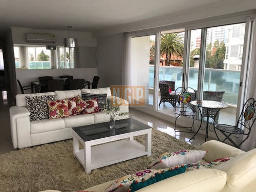 Imagen 3 de 30 de Apartamento - Punta Del Este Aidy Grill