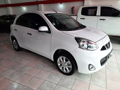 Nissan March 1.6 2014 40000km