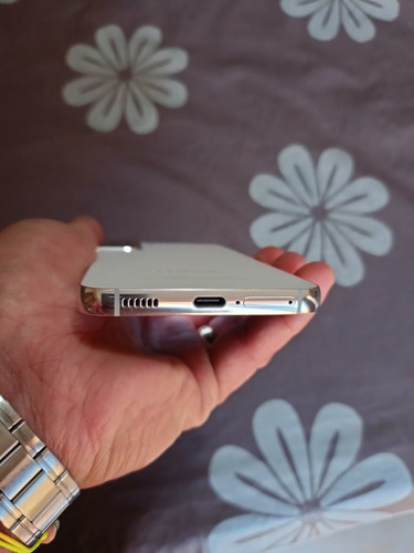 Celular Samsung S22 5g Blanco 128 Gb 8gb Ram (Usado)