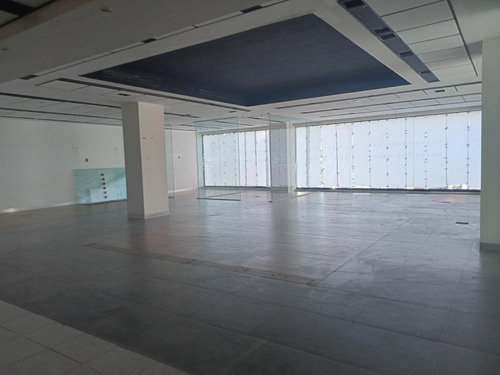 Local En Renta En Boulevard Toluca, Colonia San Francisco Cuautlalpan, Naucalpan De Juárez, Edomex