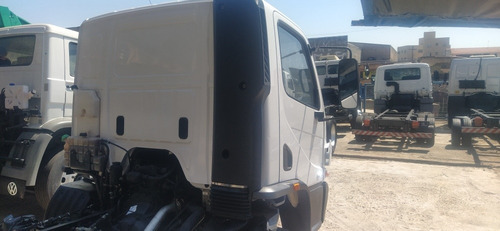 Imagem 2 de 8 de Mercedes Benz Accelo 815