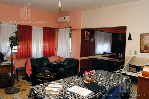 Imagen 1 de 30 de Casa Sobre Lote Propio · Venta· Ciudadela · Falucho Al 500 · 4 Ambientes