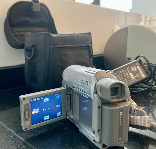Imagen 7 de 10 de Filmadora Handycam Sony Dcr Hc40 Con Cargador Y Bolso