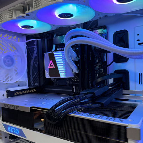 Pc Elite Intel I7 14700kf + 32gb Ddr5 + Rx 7800 Xt 16gb