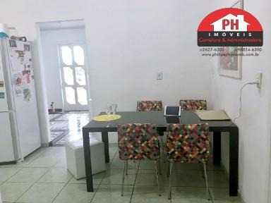 Baixou ! Belo Apto 2 Quartos Com Varanda E Boa Localização - 957
