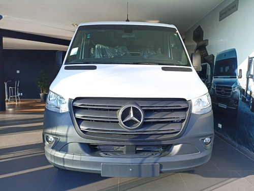 Imagem 4 de 10 de Mercedes-benz Van 16 Lugares 416 2021/2022