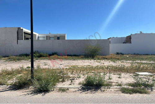 Dos Lotes En Venta Juntos En Villas Del Renacimiento, Cerrada Bramante, En Torreón, Coah.