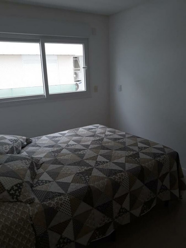 Imagem 12 de 23 de Apartamento À Venda Em Florianópolis/sc - Ap13321-1743645
