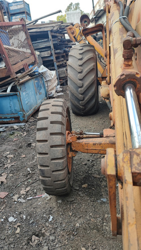 Retroexcavadora Ford 550 Ideal Restauración