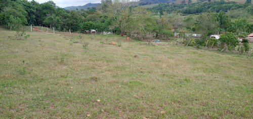 Chácara À Venda, 3 Quartos, 1 Suíte, Perobal - Monte Sião/mg - 2289