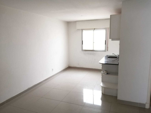 Imagen 3 de 6 de Venta Excelente Local Comercial Rentado Pocitos Rivera P