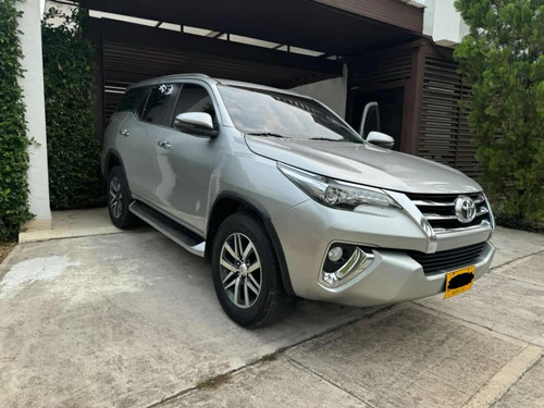 Toyota Fortuner 2.8l