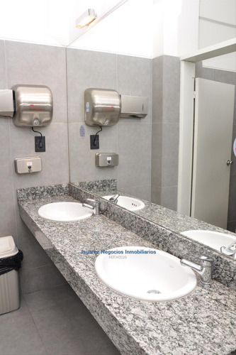 J.s Edificio En Ciudad Vieja Consultar Precio
