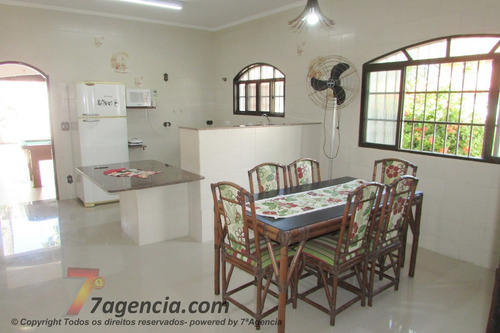 Imagem 6 de 14 de Casa Em Itanhaem 4 Quartos Perto Da Praia Churrasqueira Ch89