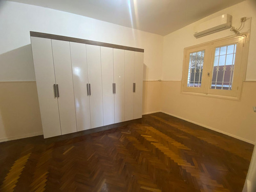Casa De 2 Dormitorios En Alquiler En Atahualpa