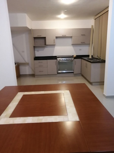 Preciosa Casa En Sonterra, 3 Habitaciones, 2.5 Baños, Equipada, 2.5 Baños,.